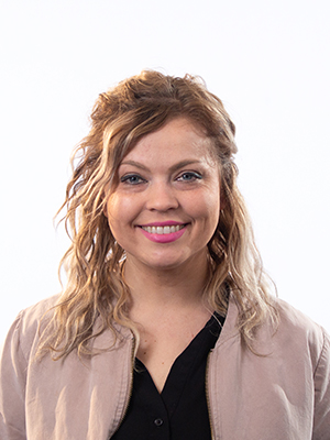 Profile image of Courtney Smith